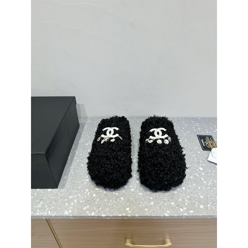 Ch*el slippers